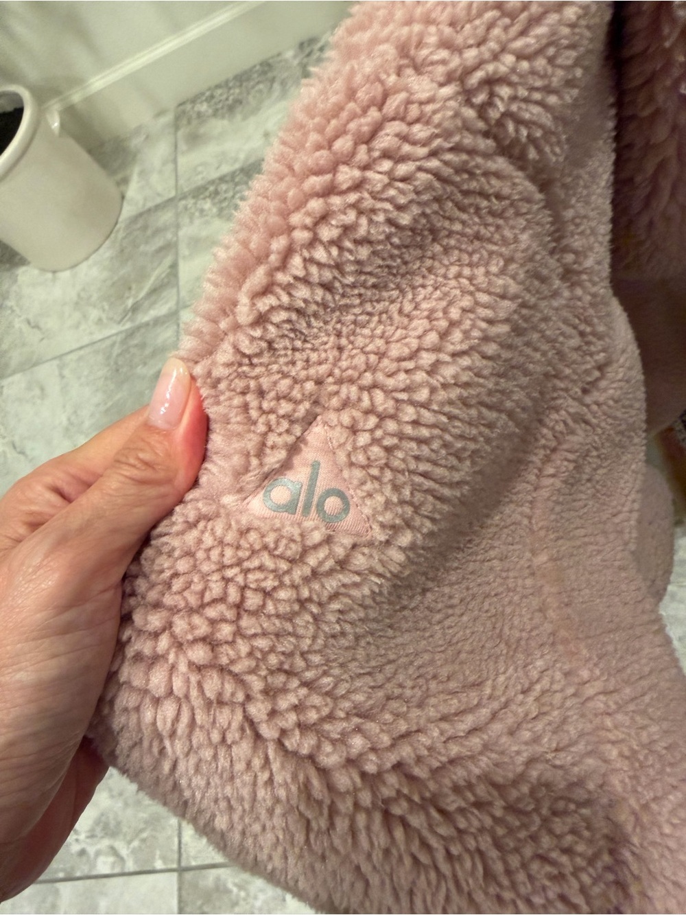 alo Teddy Fleece Jacket in Pink Small Like New - Picture 6 of 6